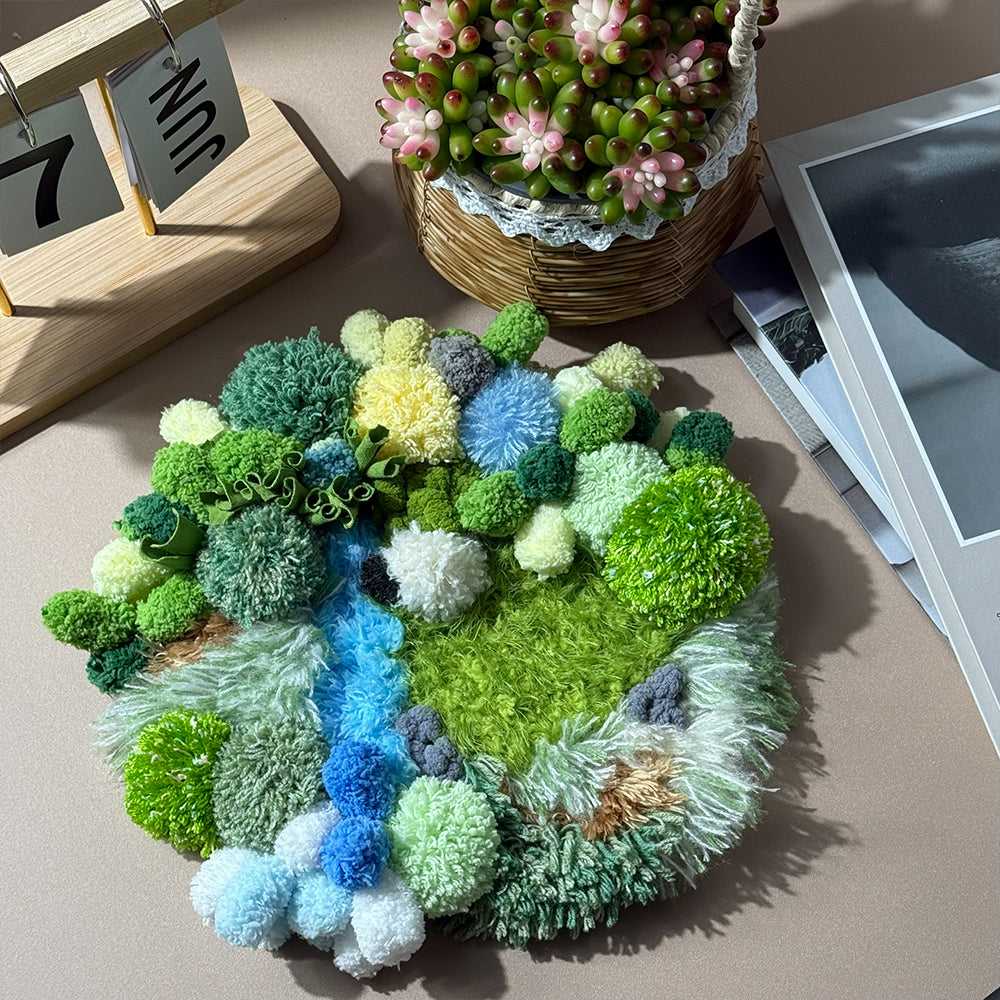 Klaus Haapaniemi スロー ラビットフォレストグリーン Little Lambs' Forest Garden- Latch Hook Moss Coaster - Finished