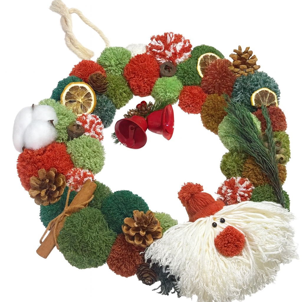 Rustic Charm Wreath - Latch Hook DIY Kit - Christmas Wreath