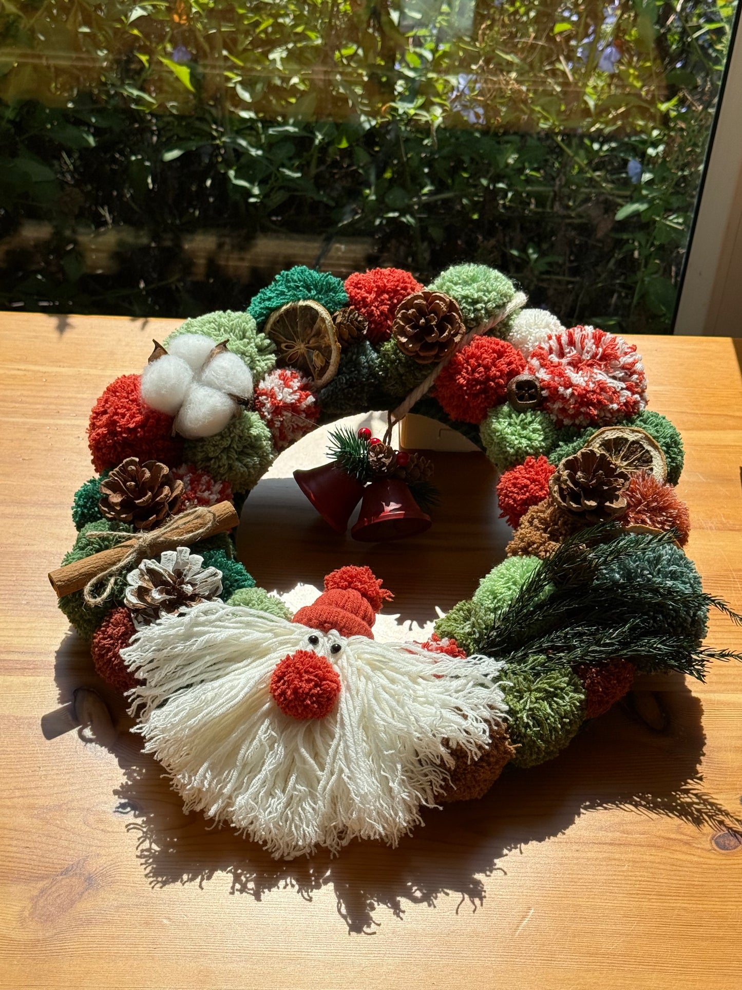 Rustic Charm Wreath - Latch Hook DIY Kit - Christmas Wreath